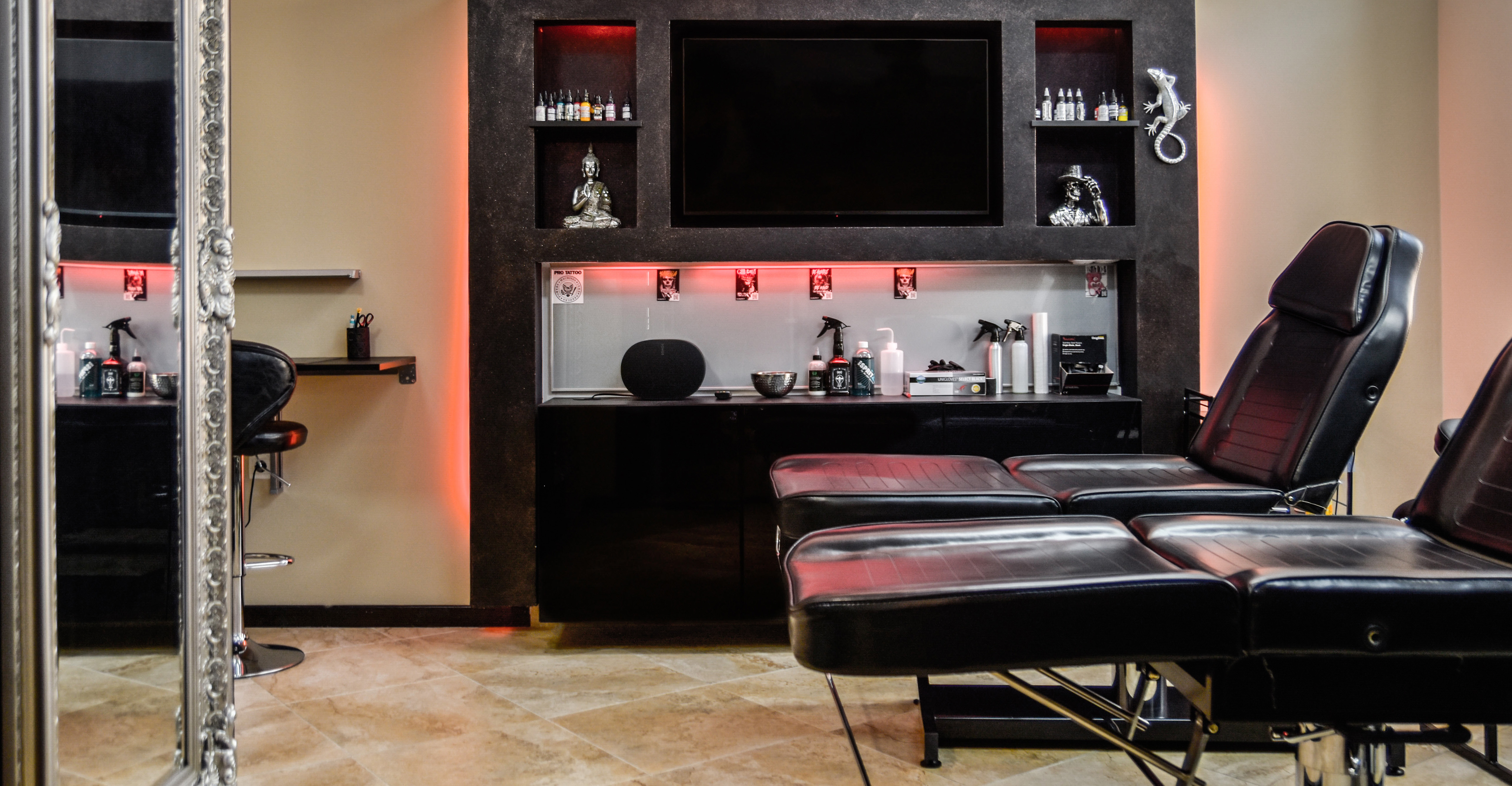 Studio innen: Tattbereich – Forever Ink by Fredi